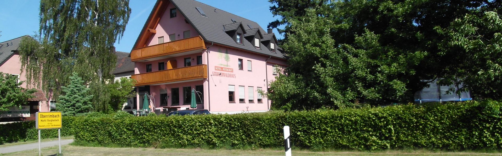 Außenansicht des Landhotel Steigerwaldhaus in Oberrimbach